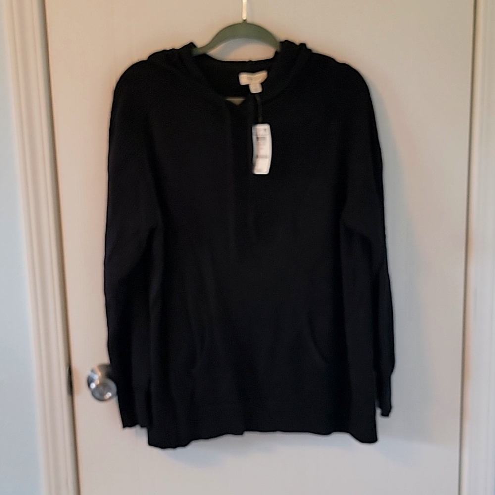 Hooded sweater